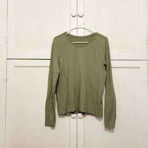 Athleta  In Motion Seamless Long Sleeve